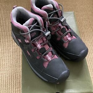 NIB Keen Targhee Youth 4